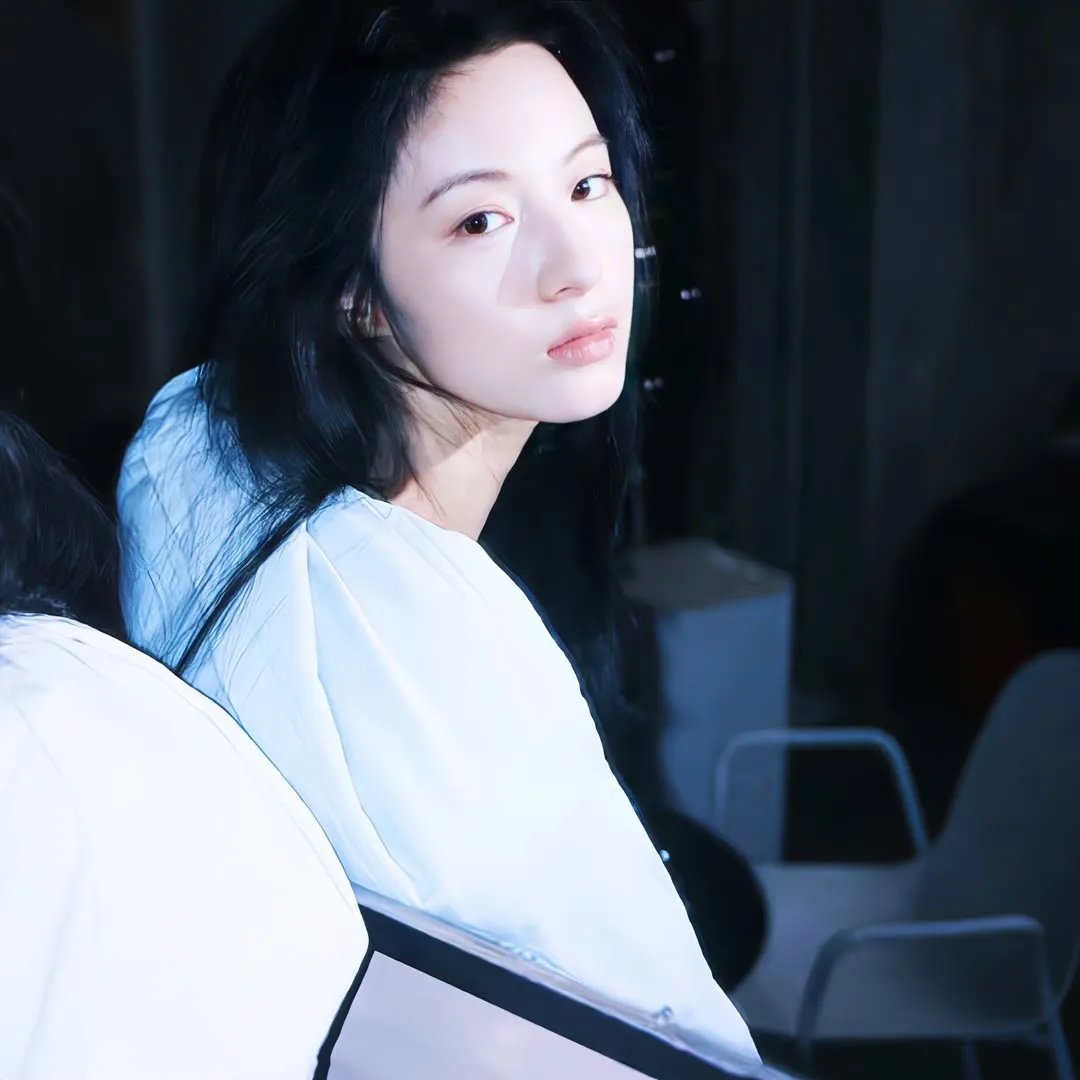 探长与海:在黑森林中独行